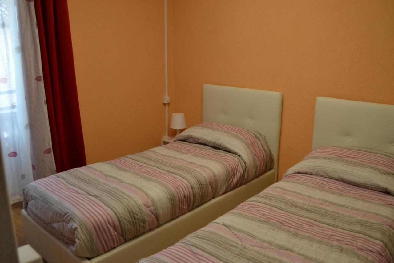 Casa Yoghi Hotel Cadenazzo Eksteriør billede