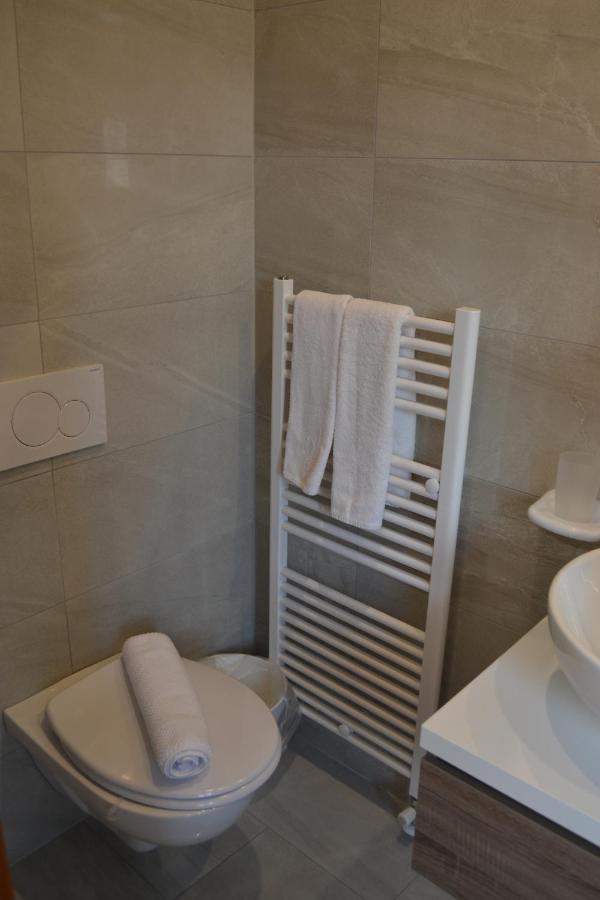 Casa Yoghi Hotel Cadenazzo Eksteriør billede